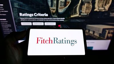 فيتش: تخفيض التصنيف الائتماني بعيد الأمد إلى روسيا لـ 