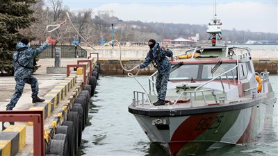 ميناء ماريوبول الاستراتيجي يسقط في قبضة الجيش الروسي 