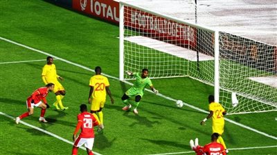 الأهلي يتقدم على المريخ السوداني بهدف بعد أول ربع ساعة من المباراة