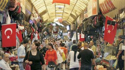 التضخم في تركيا يبلغ في فبراير أعلى معدل في عقدين على أساس سنوي