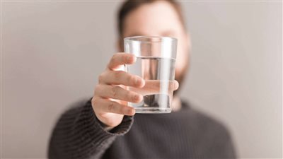  أعراض تسمم الماء.. وكيف يتم علاجه بشكل عام