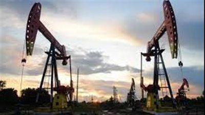 ارتفاع التعاقدات الآجلة للنفط إلى أعلى مستوياتها منذ يوليو 2008