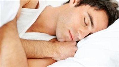 الوقت المثالي الذي يحتاجه الشخص للنوم يوميا وفقا لعمره