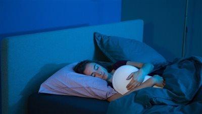 وفقا لعمره.. ما هو الوقت المثالي الذي يحتاجه الشخص للنوم يوميا؟