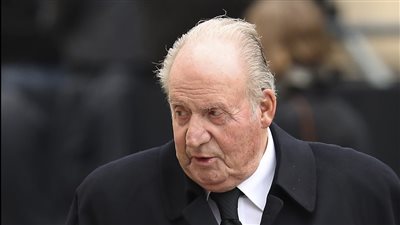 مكتب الادعاء العام الإسباني يسقط كل التحقيقات الخاصة بالملك السابق خوان كارلوس