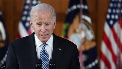 الرئيس الأمريكي يؤكد أنه سيبذل قصارى جهده لتقليل زيادة الأسعار في الولايات المتحدة