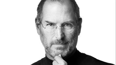 شاهد.. طرح مقتنيات نادرة خاصة بستيف جوبز في مزاد ينتهي 17 مارس