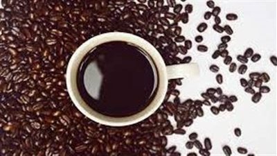 باحثون يكشفون العلاقة بين شرب القهوة والشاي وصحة الكلى