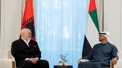 ولي عهد أبوظبي ورئيس وزراء ألبانيا يبحثان تعزيز علاقات البلدين