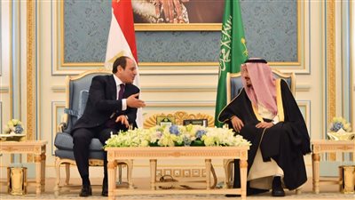 الرئيس السيسي يلتقي الملك سلمان في الرياض في مستهل زيارته للسعودية