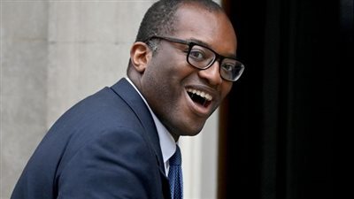  الحكومة البريطانية تعد استراتيجية جديدة للطاقة 