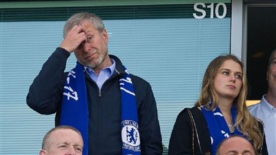 تقارير: تجميد حسابات وبطاقات ائتمان نادي تشيلسي الإنجليزي