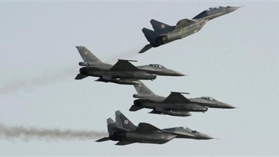 فورًا ومجانًا.. بولندا: مستعدون لوضع طائراتنا 