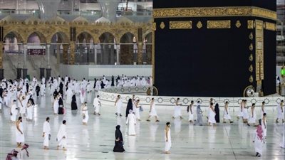 في هذا السن.. الحج والعمرة تسمح لفئة عمرية بمرافقة ذويهم لدخول الحرمين