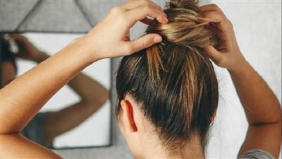 أسباب انبعاث رائحة كريهة من الشعر على الرغم من غسل الرأس بشكل جيد 