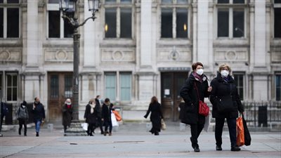 فرنسا ترفع معظم القيود التي فرضتها لمكافحة فيروس كورونا