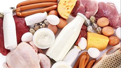  دراسة: تناول اللحوم والدجاج ومنتجات الألبان بشكل دائم قد يساهم في تقصير حياة الشخص