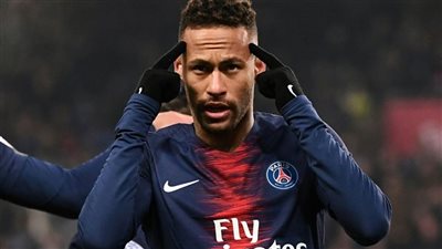 رغم مطالب رحيله.. نيمار يُفاجئ باريس سان جيرمان