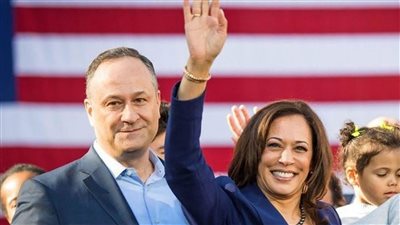  البيت الأبيض: زوج نائبة الرئيس الأمريكي كامالا هاريس أصيب بفيروس كورونا