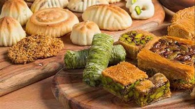 ما هي مخاطر تناول الحلويات بشكل يومي؟