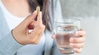  كيف يمكن للشراب الذي تستخدمه لابتلاعها أن يؤثر على صحتك؟