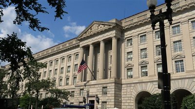 الولايات المتحدة تدرج مئات الطائرات الروسية على القائمة السوداء