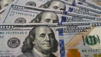 سعر الدولار مقابل الجنيه اليوم.. تفاصيل الأسعار في 10 بنوك مصرية