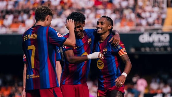 برشلونة يكتسح فينورد