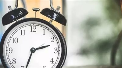 موعد تغيير الساعة في مصر 2026.. متى يبدأ التوقيت الشتوي؟