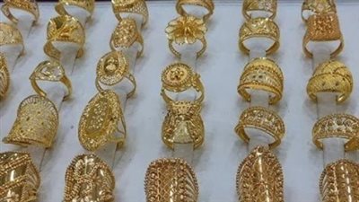 الذهب بكام النهارده؟ تعرف على أسعار عيار 21 و24 و18 والجنيه الذهب