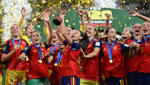 إسبانيا تتسيد كرة القدم.. منتخب الناشئات يحقق إنجازا عالميا فريدا إسبانيا تتسيد كرة القدم.. منتخب الناشئات يحقق إنجازا عالميا فريدا