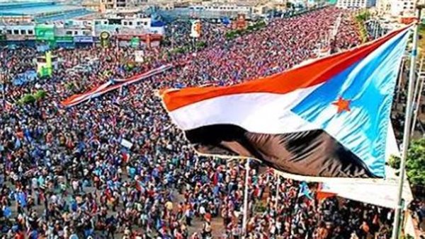الجنوب أمام استحقاق مصيري.. ثبات شعبي وتحرك سياسي وعسكري نحو المستقبل الجنوب أمام استحقاق مصيري.. ثبات شعبي وتحرك سياسي وعسكري نحو المستقبل