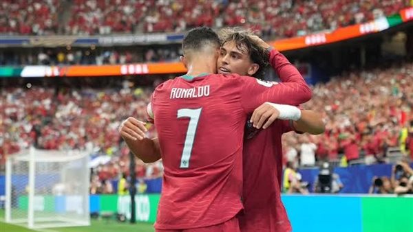 برفقة جواو فيليكس وكونسيساو.. رونالدو يغيب عن تدريبات منتخب البرتغال برفقة جواو فيليكس وكونسيساو.. رونالدو يغيب عن تدريبات منتخب البرتغال