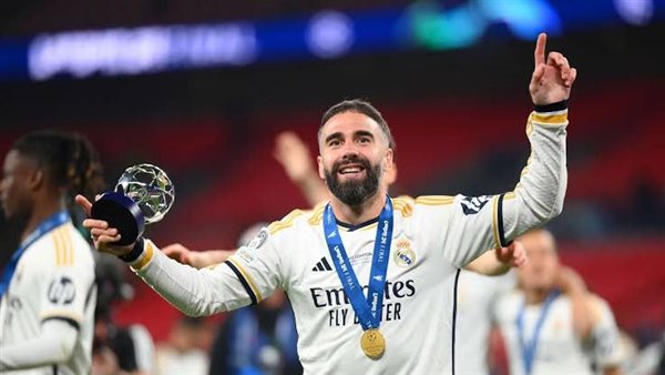 معايير رابطة الدوري الإسباني تهدد انتقال كارباخال إلى خيتافي