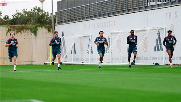 قبل مواجهة روما.. ريال مدريد يستعيد ميليتاو وميندي