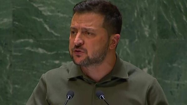 كواليس الصراع على كرسي الرئاسة في أوكرانيا.. من يخلف زيلينسكي تحت ضغط واشنطن؟ كواليس الصراع على كرسي الرئاسة في أوكرانيا.. من يخلف زيلينسكي تحت ضغط واشنطن؟