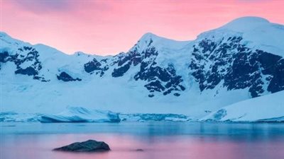 اكتشاف نهر جليدي قد يزيد من أزمة المناخ 