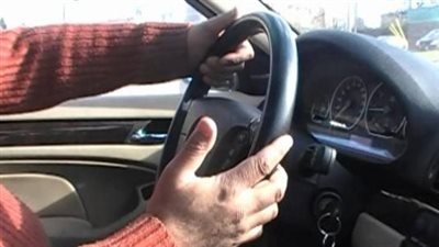 طبيب روسي يحذر الذين يعانون من عدوى فيروسية حادة في جهاز التنفس بتجنب قيادة السيارة