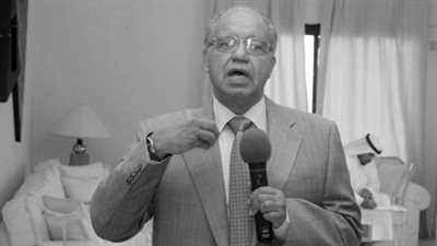 وفاة النائب الكويتي السابق عبدالله النيباري