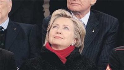 مرشحة الرئاسة الأمريكية السابقة هيلاري كلينتون تعلن إصابتها بفيروس 