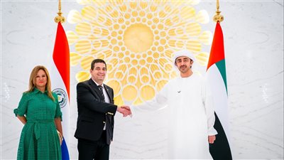 تفاصيل لقاء عبدالله بن زايد ونائب رئيس الباراجواي 