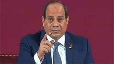  الرئيس المصري يعلق على حادثة انتحار فتاتين بسبب فبركة صور لهما 