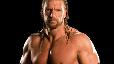 الأمريكي تربل إتش يعلن اعتزاله المصارعة