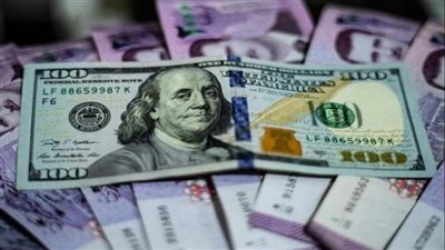 تراجع سعر الدولار في سوريا خلال مستهل تعاملات اليوم السبت