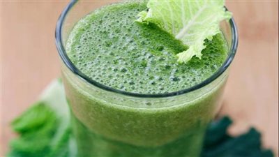  قائمة بفوائد عصير ماء الكرنب