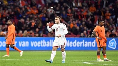 بهدف استثنائي.. إريكسن يعود إلى منتخب الدنمارك بعد 287 يوما