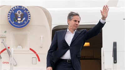 بلينكن يصل إسرائيل في مستهل جولته بالشرق الأوسط