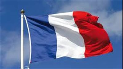  تقارير إخبارية: فرنسا تدرس إقامة محطة عائمة لاستقبال شحنات الغاز الطبيعي المسال