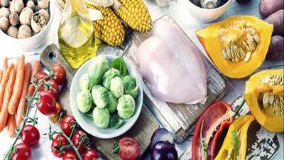 ما أنواع الأطعمة التي يجب أن تأكلها عندما يكون لديك كوفيد؟