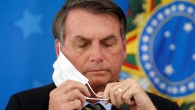 البرازيل.. الرئيس جايير بولسونارو ينقل إلى مستشفى لإجراء فحوصات